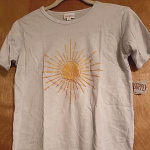 💥FREE WITH PURCHASE💥 Kids Tee Size 12